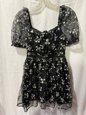 Lulu's Black Floral Puff-Sleeve Mini Dress